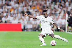 海星体育直播：拉比奥特母亲：我在球场吸烟被立即掐灭 举横幅骂我就没事？双标!.